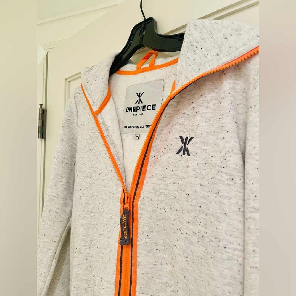 Onepiece lounge onesie/jumpsuit